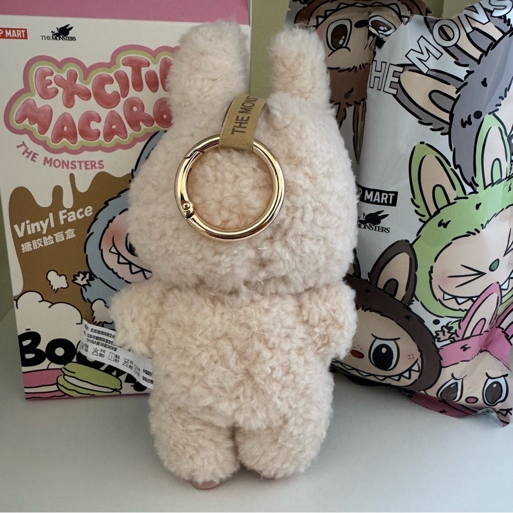 POPMART Exciting Macaron Vinyl Plush Blind Box - Soymilk - Picture 6 of 9